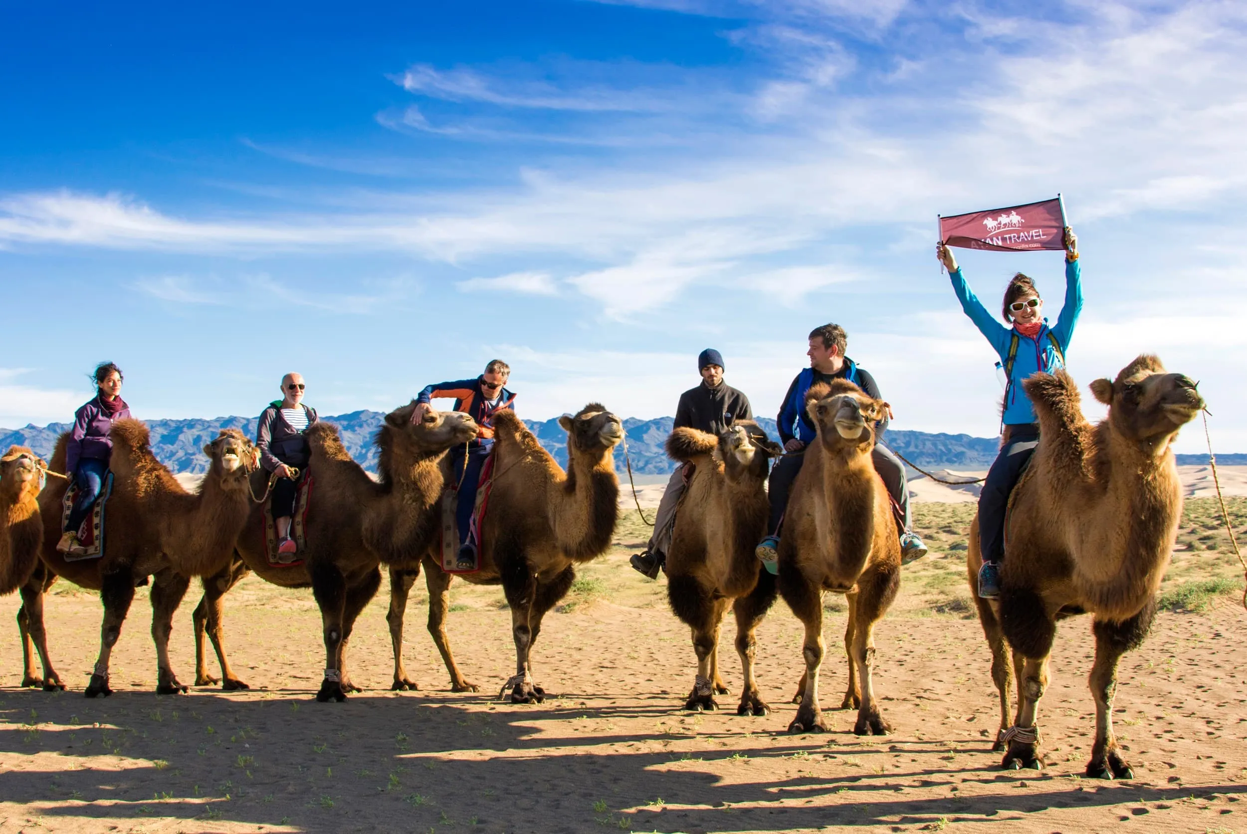 Kamelreiten durch Desert Wonders Tour 5