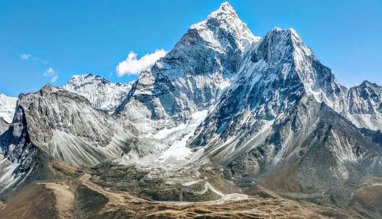 Trekking z panoramicznym widokiem na Everest 1