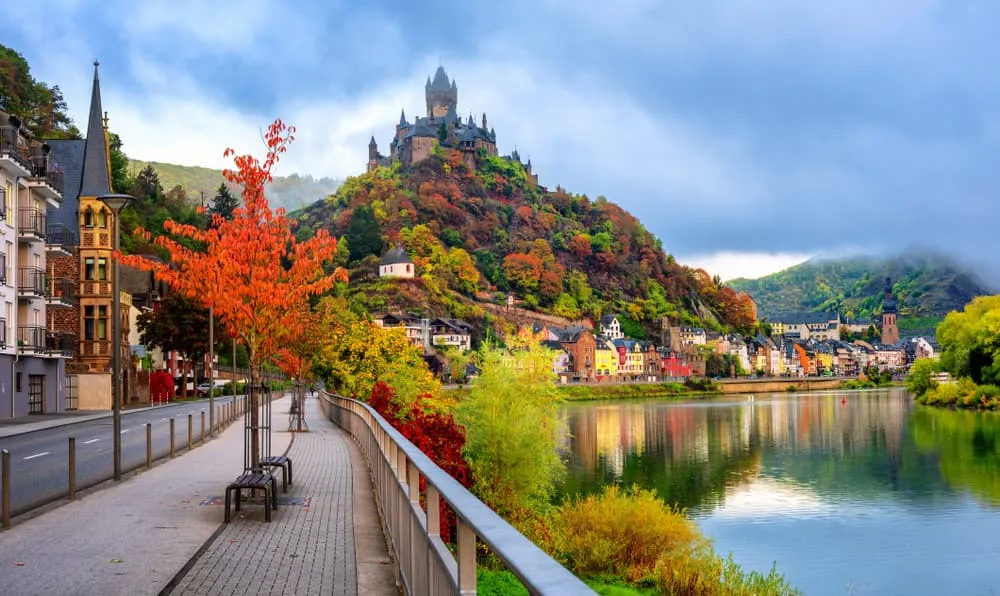 Moselsteig Wine and Castles: from Neef to Cochem