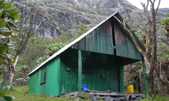 Kitandara Hut