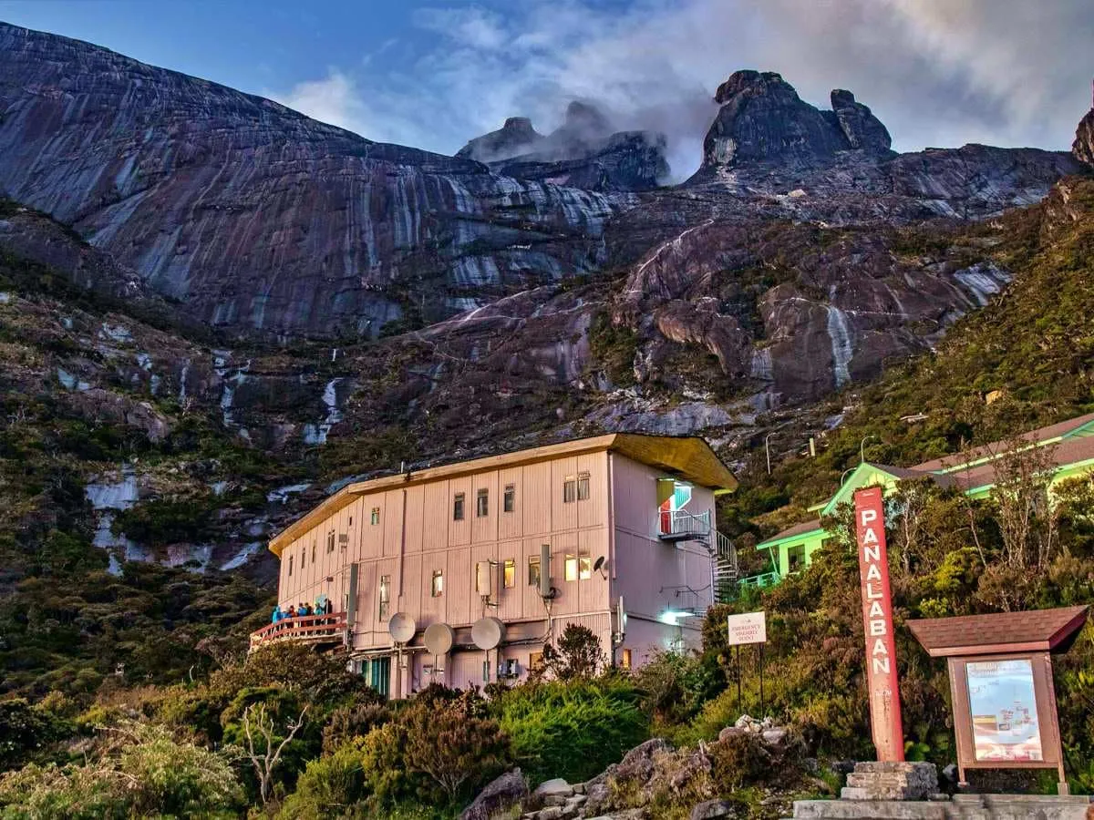 Laban Rata Resthouse