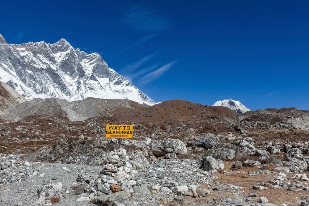 Island Peak Nepal: Bereik 6000m in de schaduw van Everest