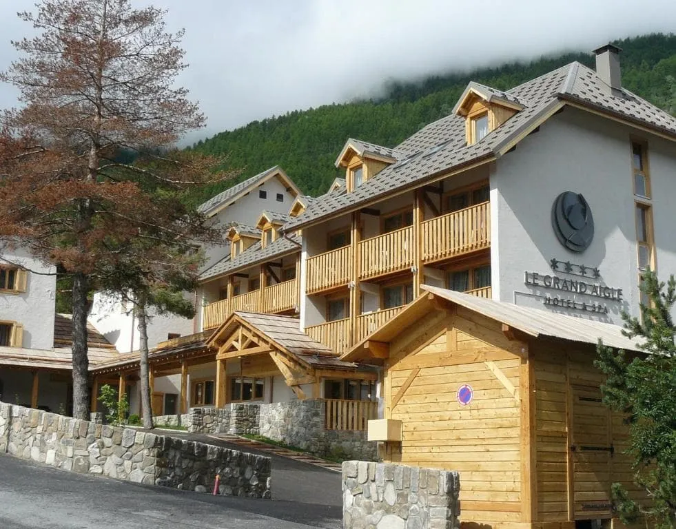 Le Grand Aigle Hotel & Spa (La Salle Les Alpes)