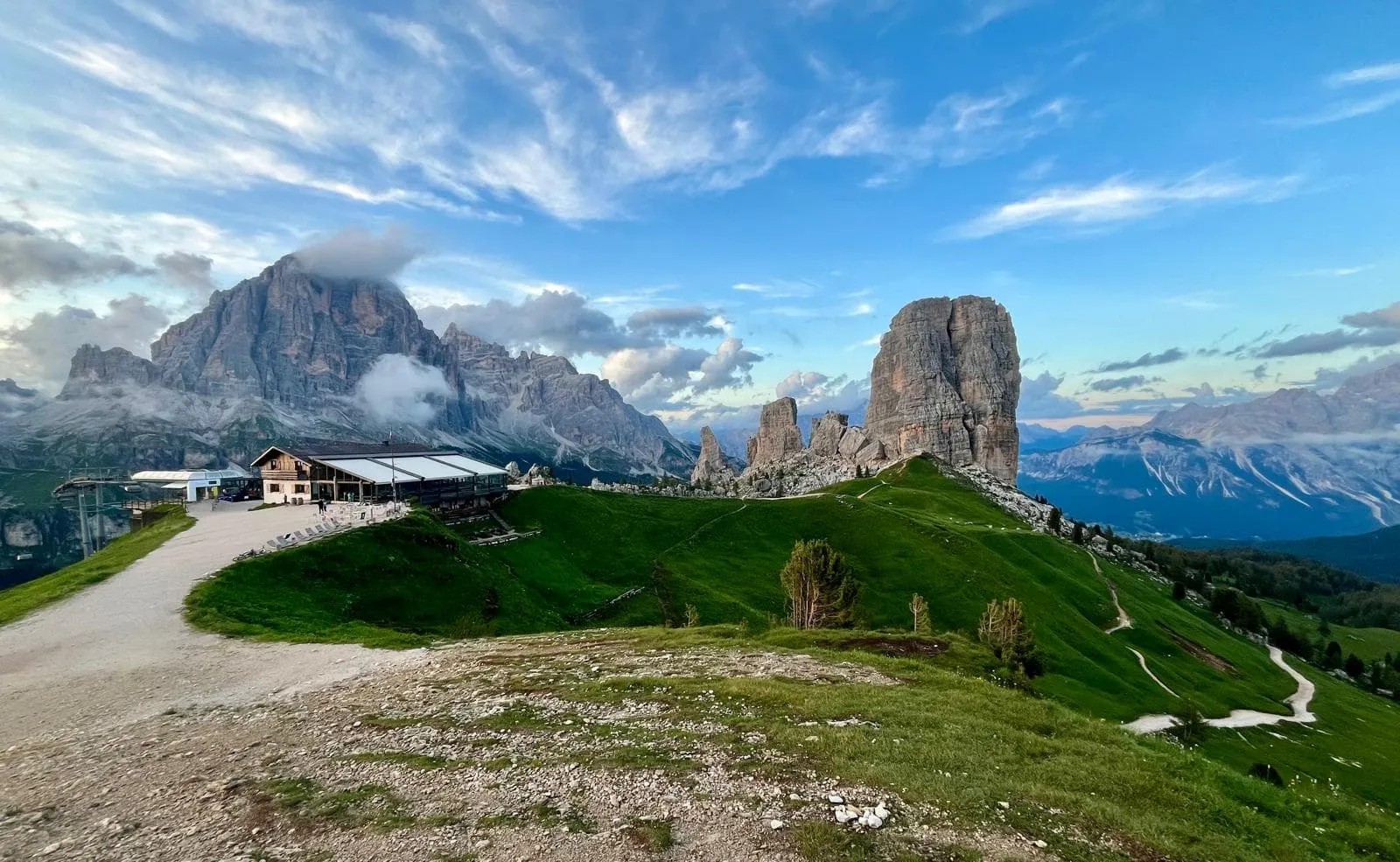 Kurzer Dolomiten Höhenweg 1 mit Hotel Vor und Nach 12