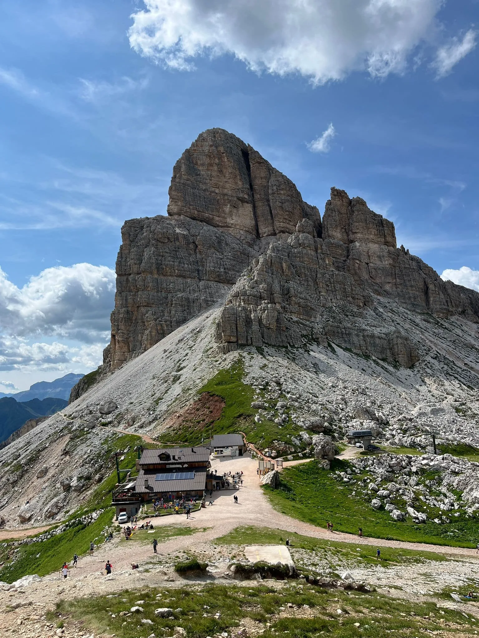 Kurzer Dolomiten Höhenweg 1 mit Hotel Vor und Nach 13