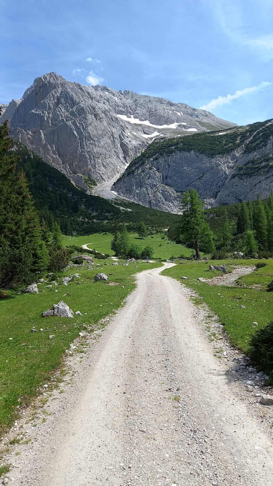 Short Adlerweg - Hotel before and after