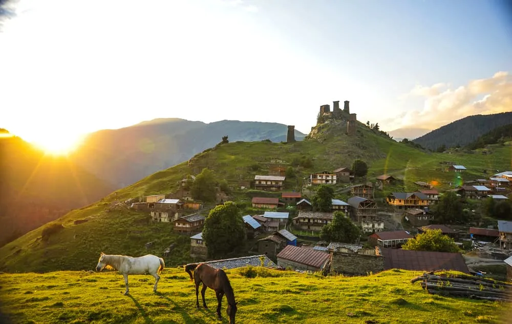 Tusheti till Khevsureti genom Atsunta Pass vandring