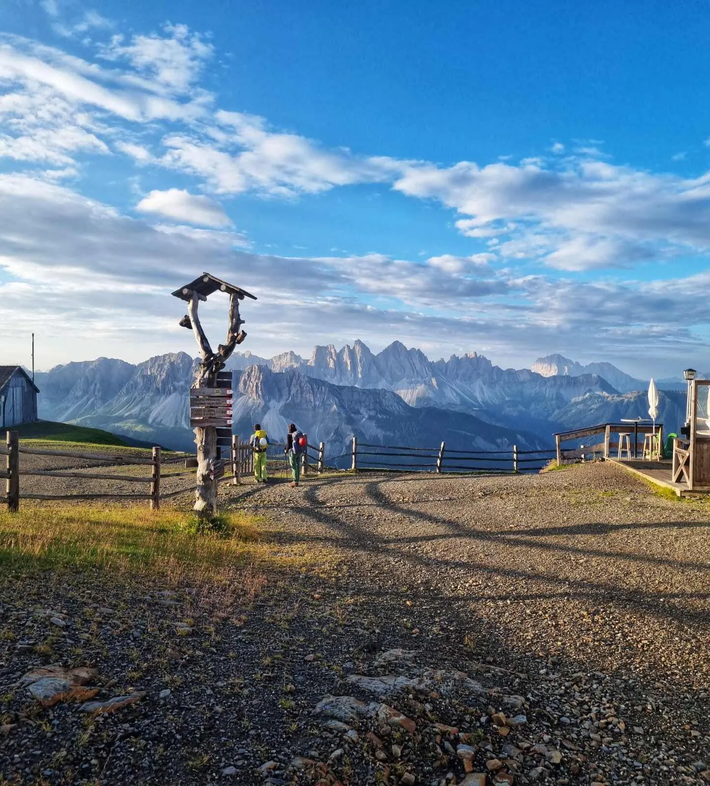 Où commence l'Alta Via 2 et comment puis-je m'y rendre ?