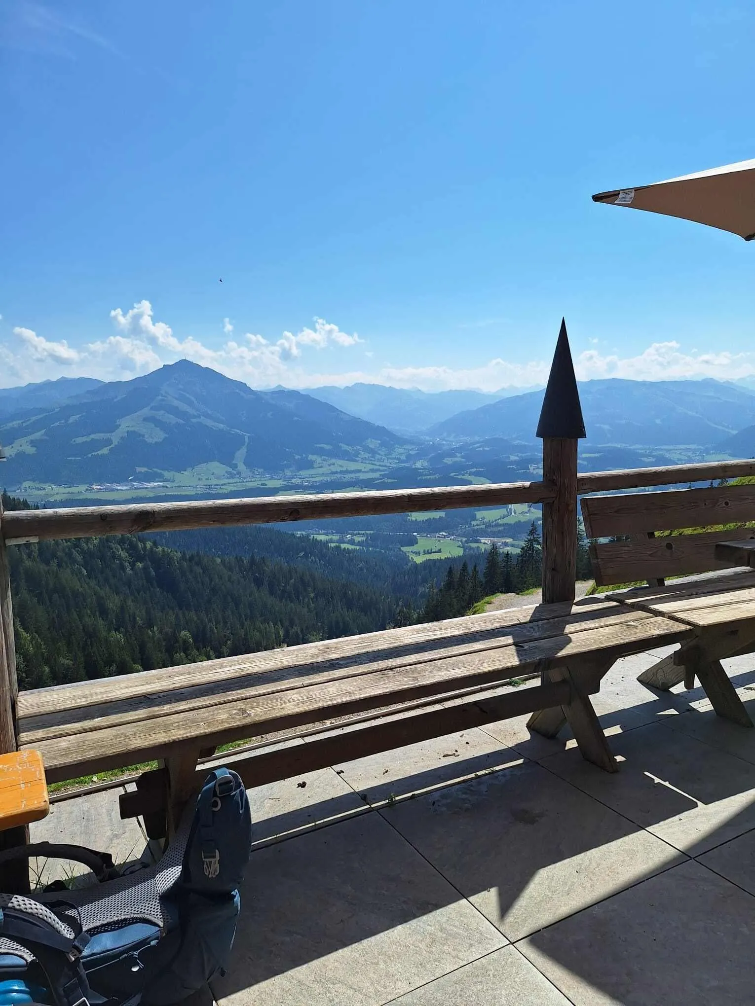 Kaiserkrönchen mit Hotel vor und nach 9