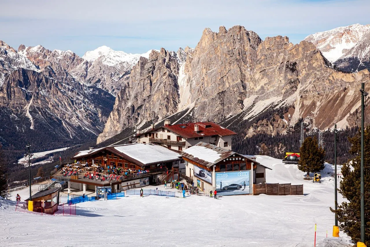 Alta Via del Camoscio - Majoitus ennen ja jälkeen sisältyy 1