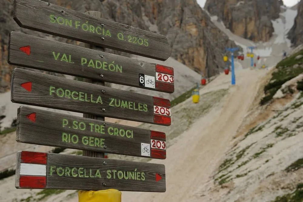 Alta Via del Camoscio - Ubytovanie pred a po trase zahrnuté