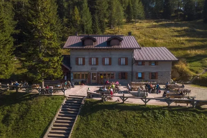 Zastávka u Rifugio Casinei