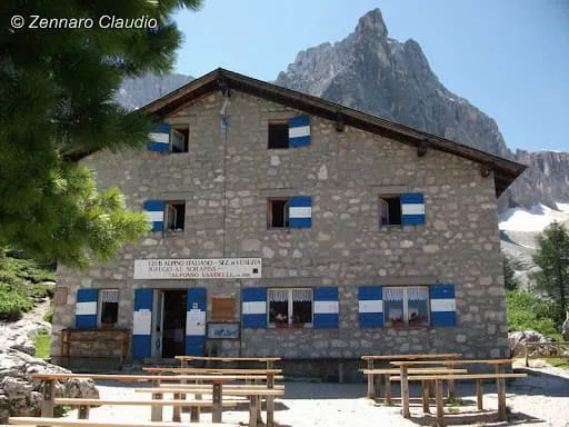 Alta Via del Camoscio - Majoitus ennen ja jälkeen sisältyy 4