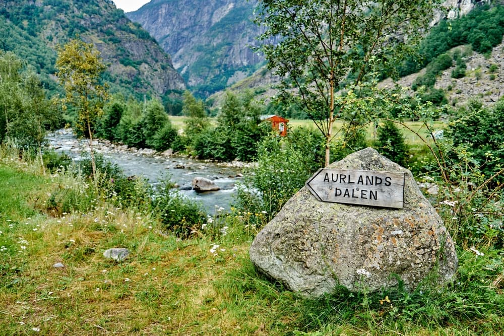 Aurlandsdalen Experience - Accommodation Before and After Included