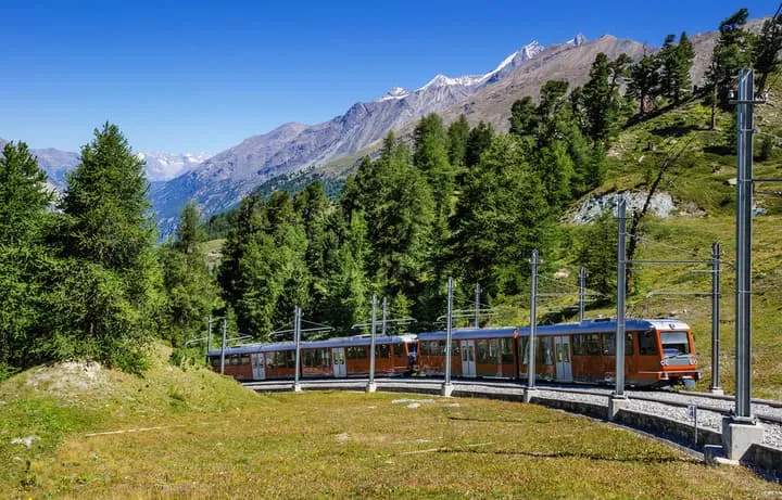 Perheystävällinen Zermatt Matterhorn -kokemus 3