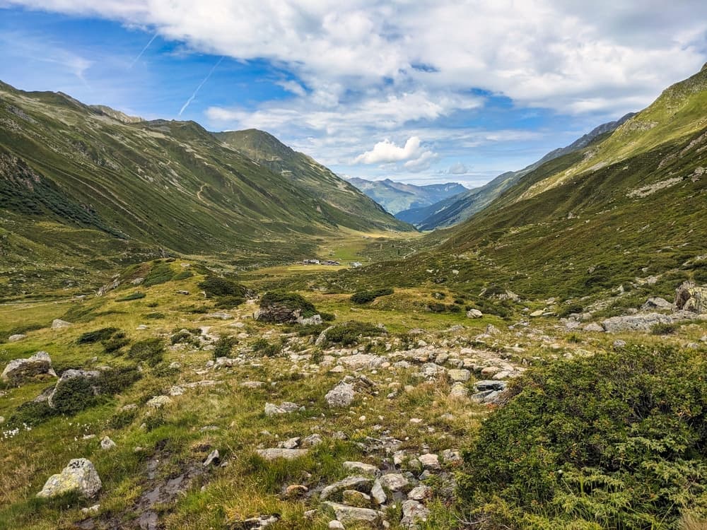 Easy Beginner Kesch Trek