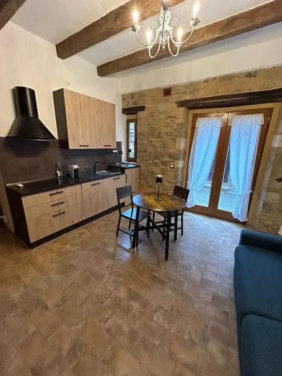 Borgo di Mezzo (Castelnuovo dell'Abate)