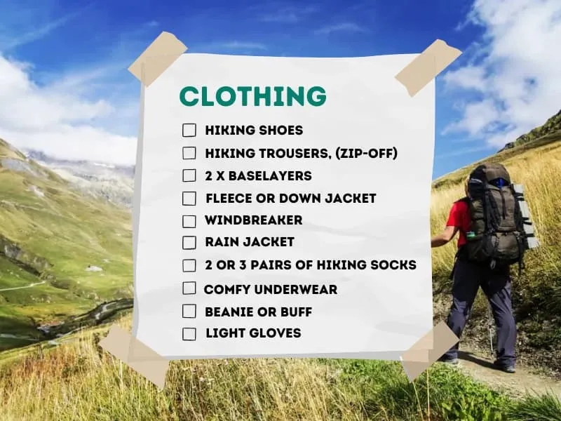 Kleidung für eine Hüttentour