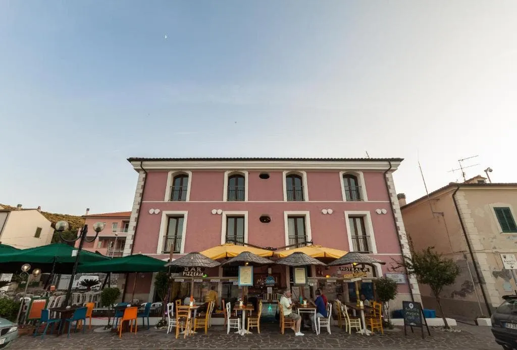 La Vecchia Scuola (Cavo)