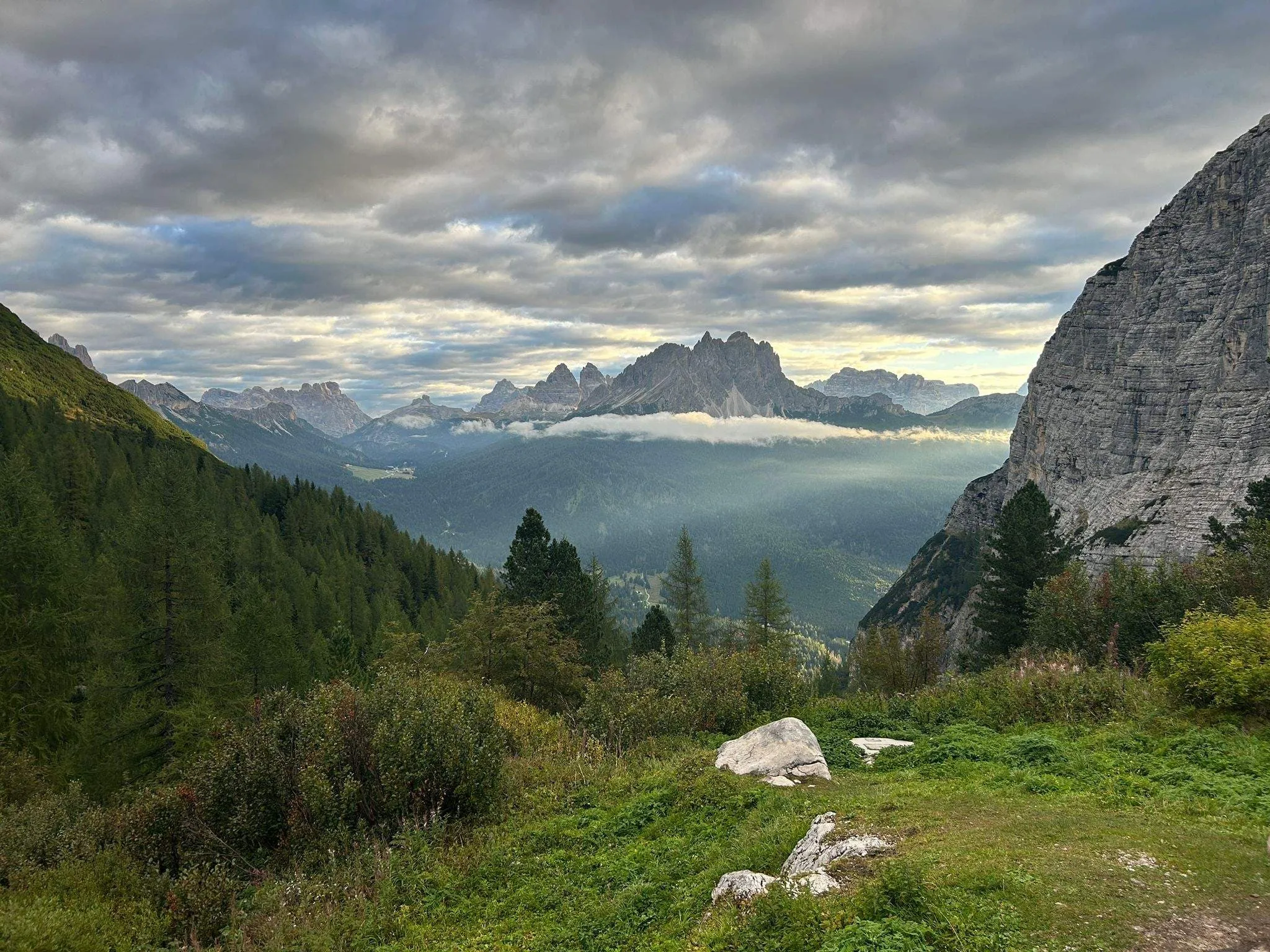 Alta Via del Camoscio - Majoitus ennen ja jälkeen sisältyy 5