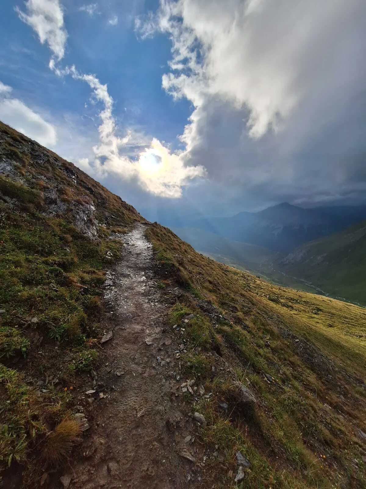 Trekking in famiglia sul Kesch 6