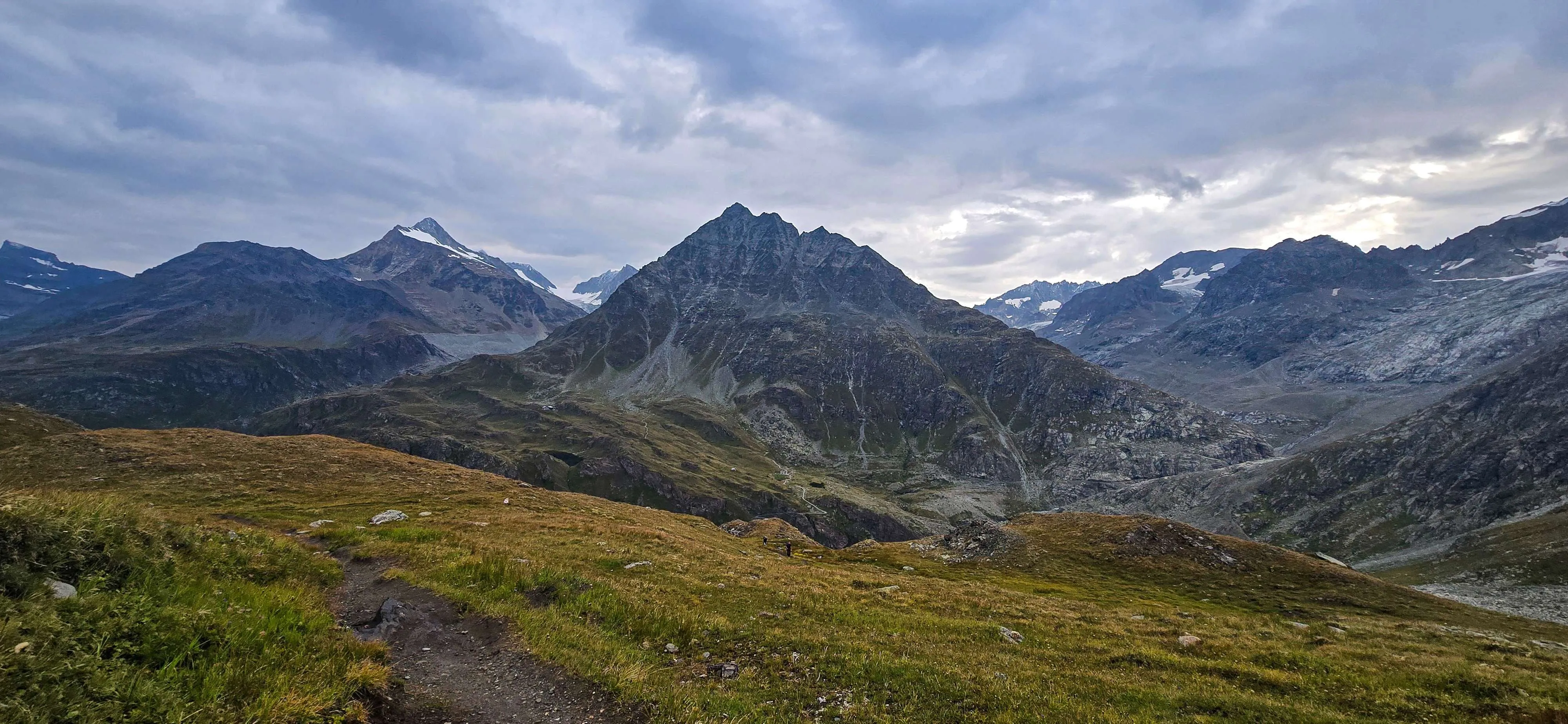 Tour des Combins - Inclusief voor en na overnachting 11