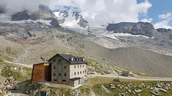Refuge Frédéric Chabod