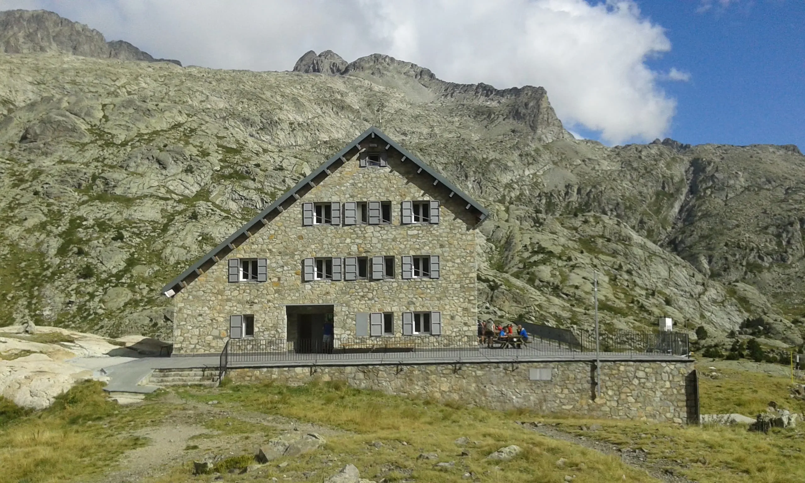 Refugio Ibones de Bachimaña