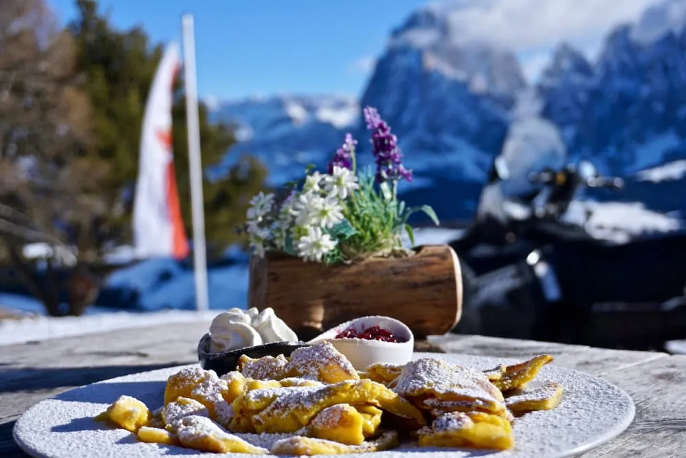 Traditionelles Alpenessen: Was man beim Wandern in den Alpen essen sollte