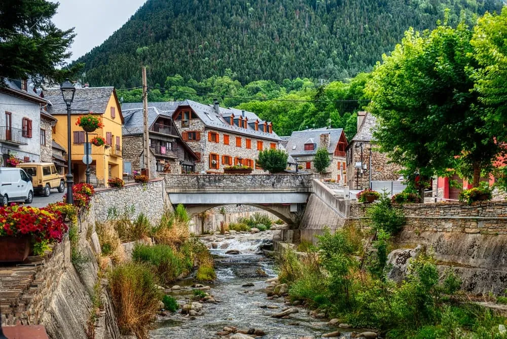 Okcitánská údolí a jazyk hor