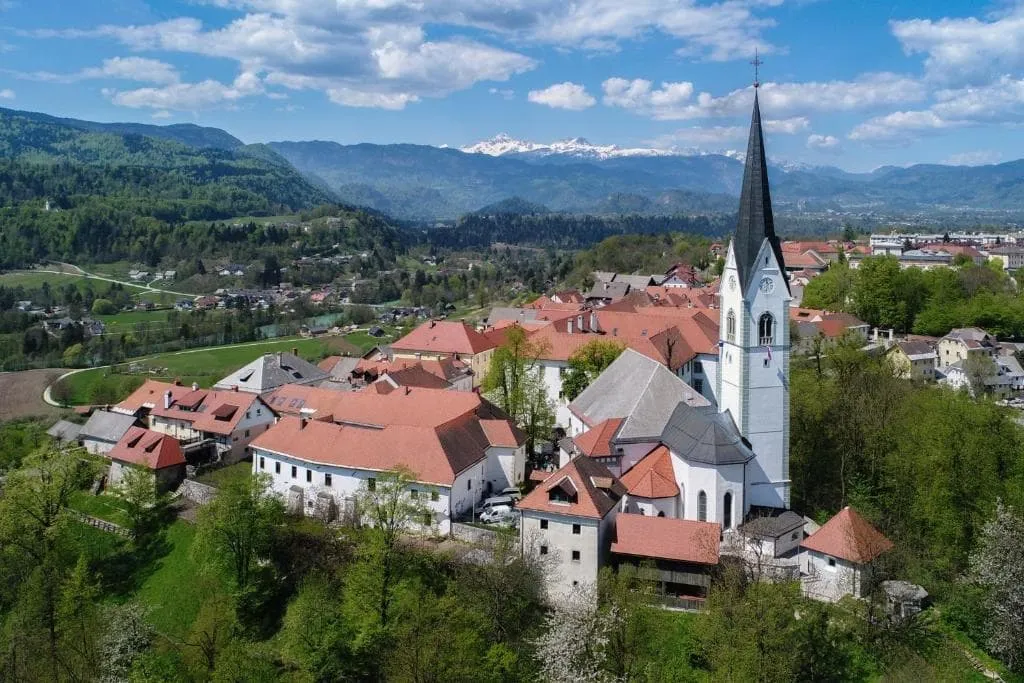 Linhart House, Hotel & Restaurant